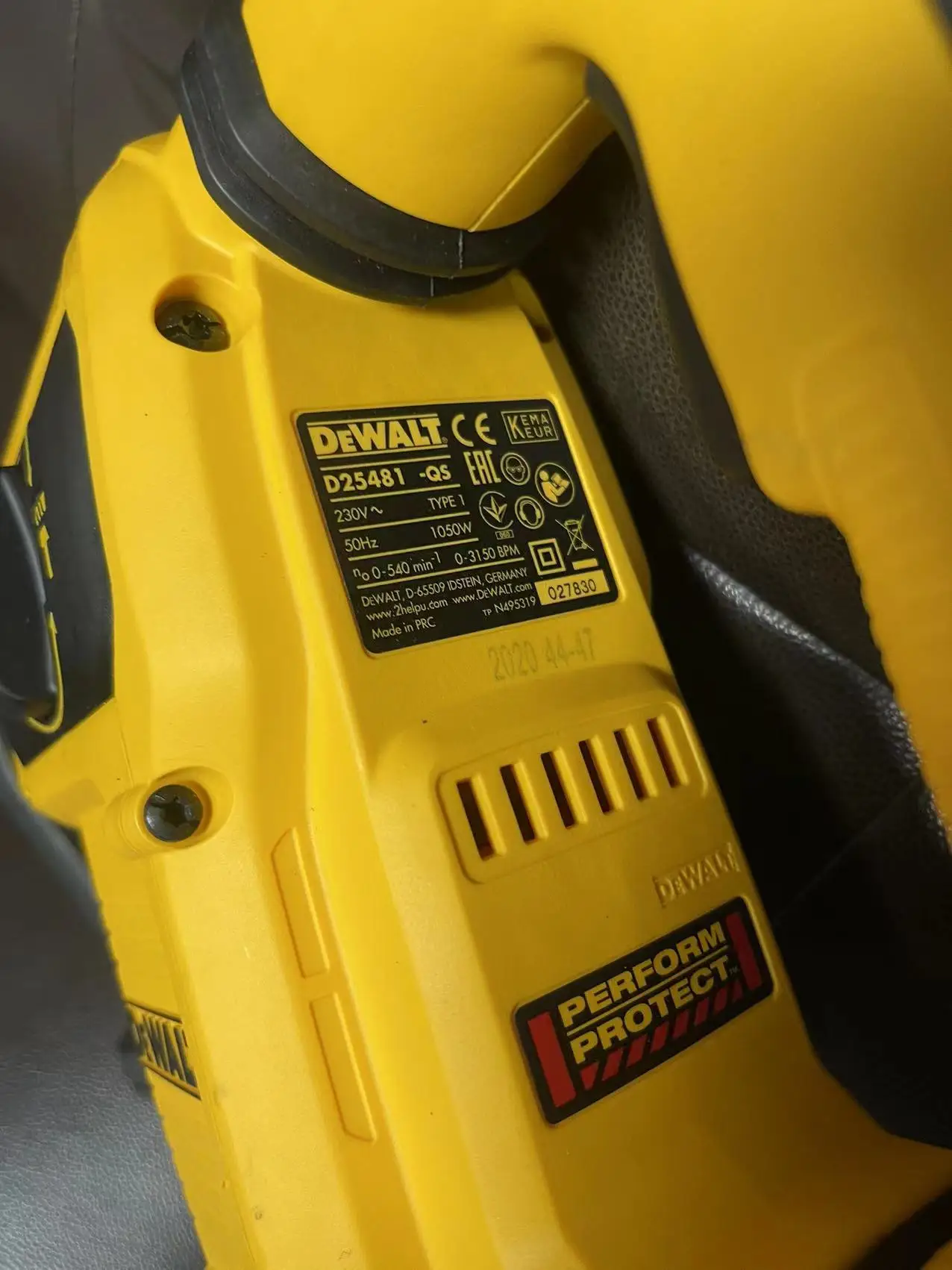 DEWALT D25481K SDS Minden Sávos Összeállítás Élesen hangsúlyoz készlet 1-9/16