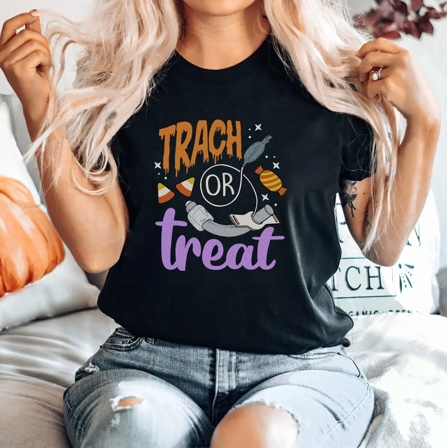 

Футболка медсестры для респираторного терапевта на Хэллоуин Trach Or Treat Funny Picu Ent Rt Rrt Spooky Fall Icu Rn Pulmonary