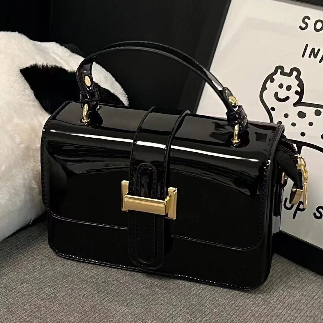 Small Square Bag with High-end Design and Glossy Finish for Women 2024 New Stylish and Versatile Single Shoulder Crossbody Bag