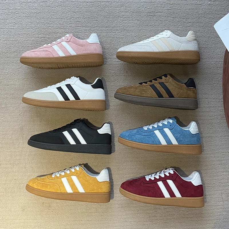 2025 otoño nueva moda cómodas zapatillas casuales Retro de suela gruesa zapatillas de mujer estilo universitario zapatos de tablero de gran tamaño