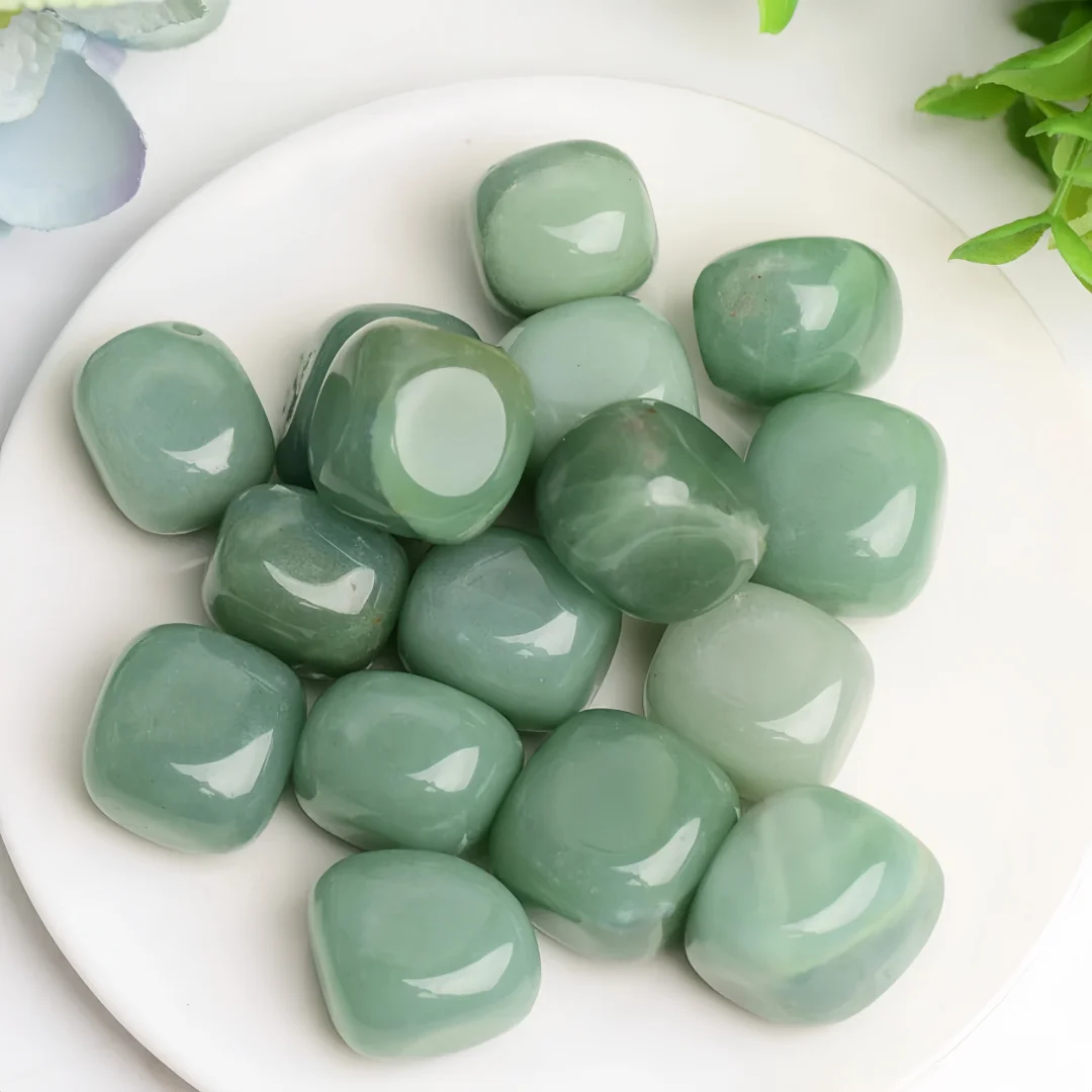 Natural Green Aventurine rolling stones, polished crystals, irregular crystals, bulk crystals, outdoor garden decorative stones