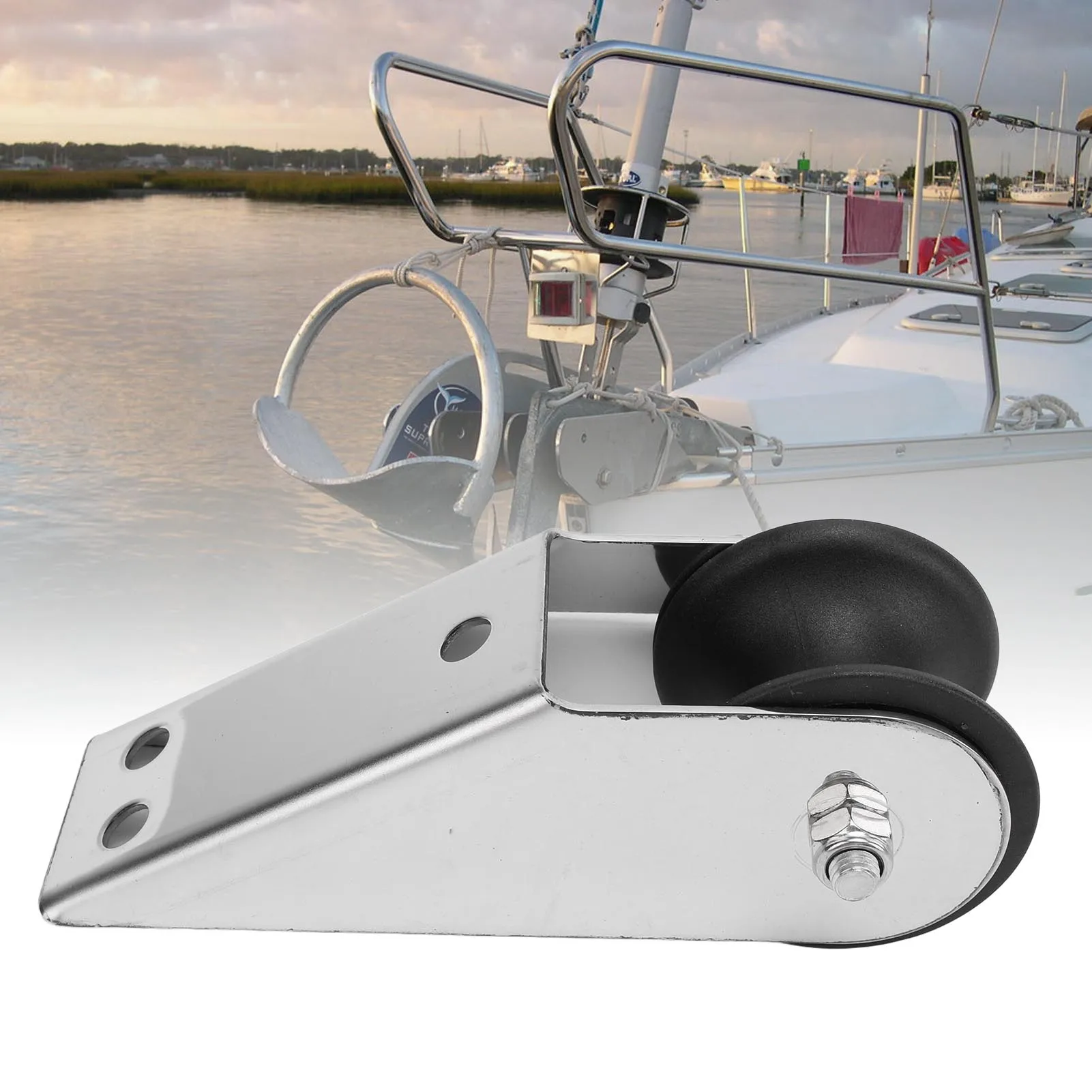 Boat Bow Anchor Roller Bracket Scratch Proof 304 Stainless Steel Bow Anchor Roller Reduce Friction Secure Attachment for Yacht