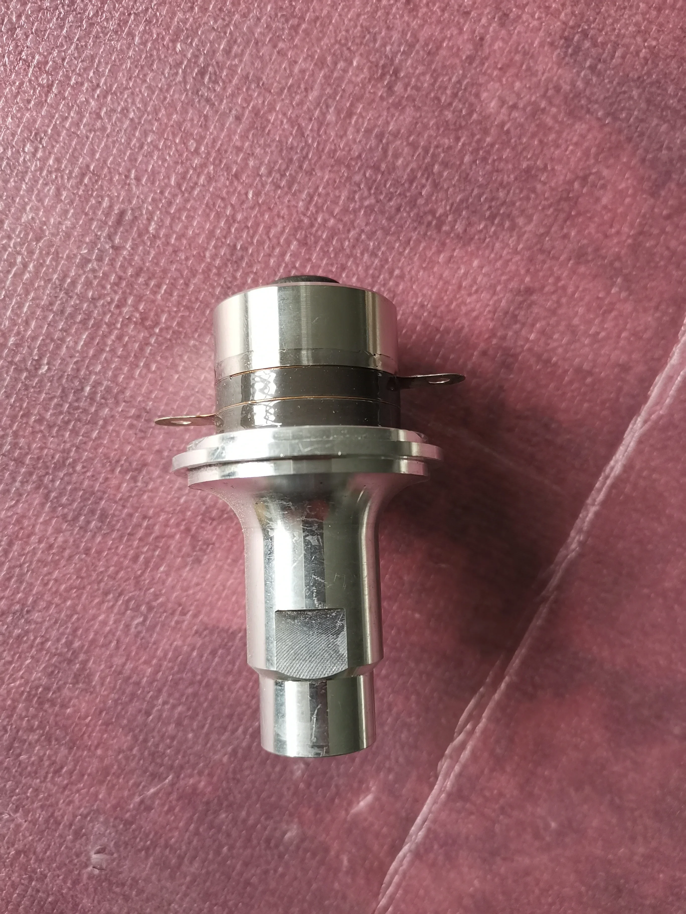 Ultrasonic spot welding transducer 600w 28khz ultrasonic transducer for welding  piezoelectric converter