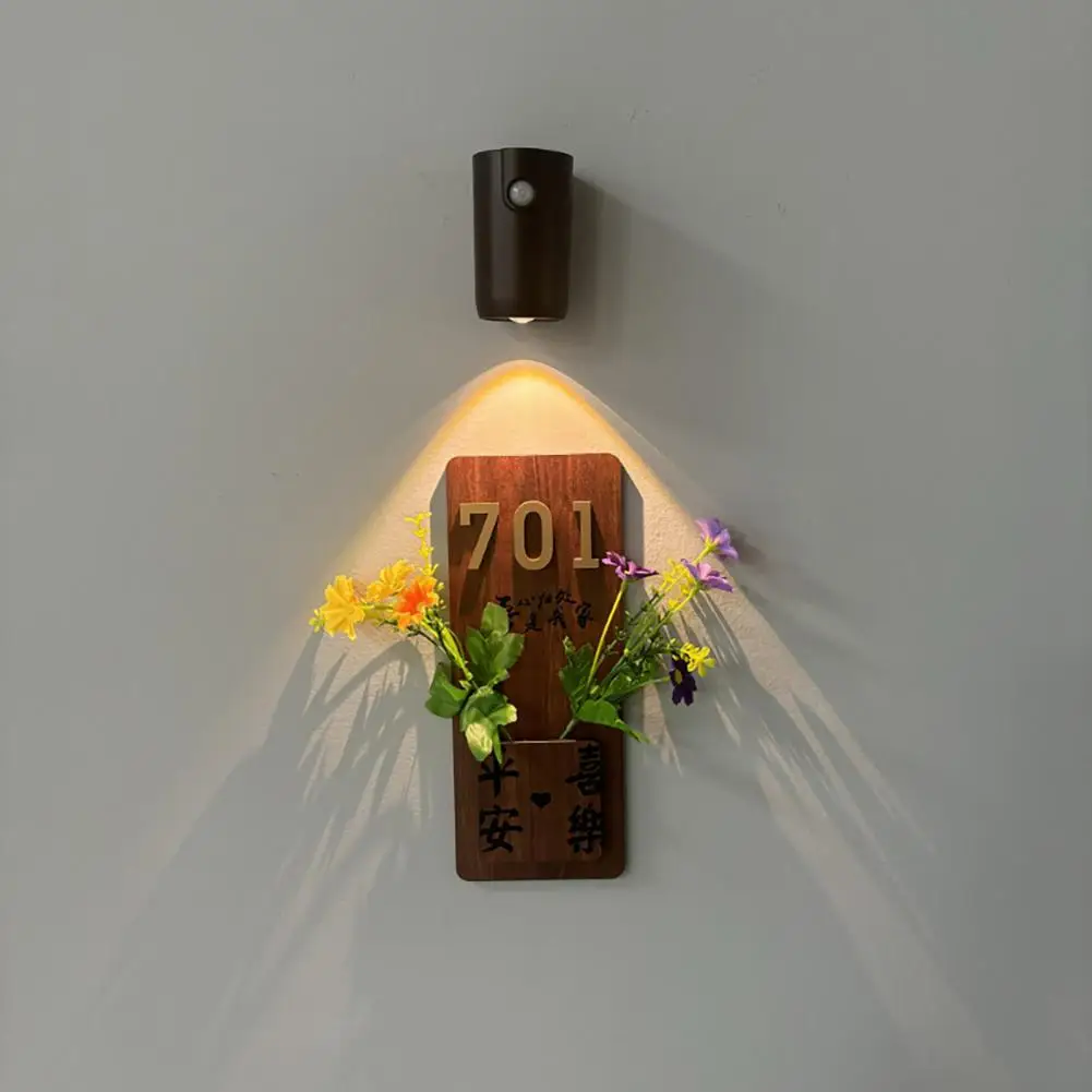 

Wireless Motion-Sensor Night Light Wall-Mounted Illuminated House Number Sign/Art Panel Rechargeable LED Night Light for Entrywa