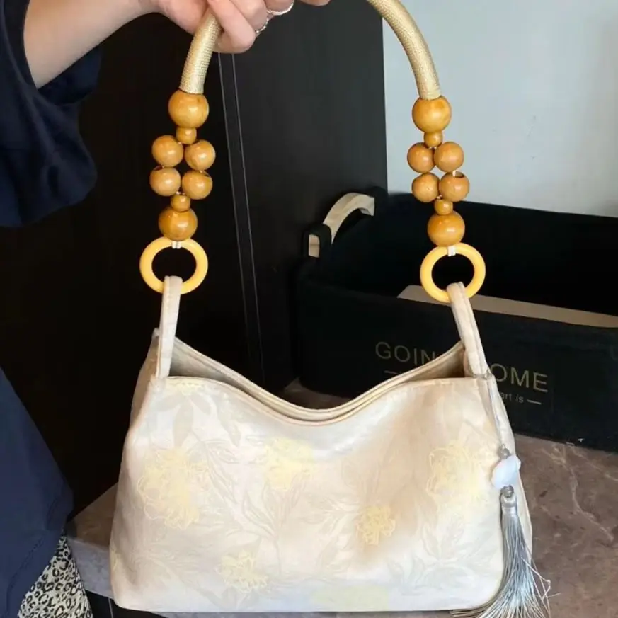 

Zeyph Medium Chinoiserie Print Design Tassel Pendant Unique Shoulder Strap Designer Tote And Shoulder Bag