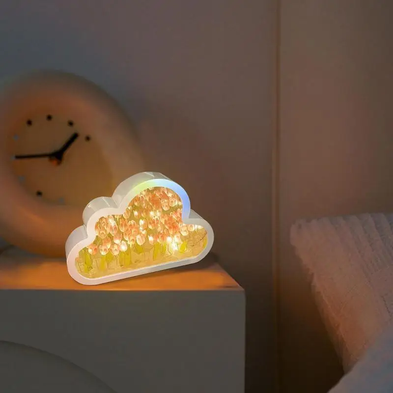 Romantic Bedside Night Light, Cloud Tulip Mirror Lamp, Luz romântica para desktop, Sala de estar