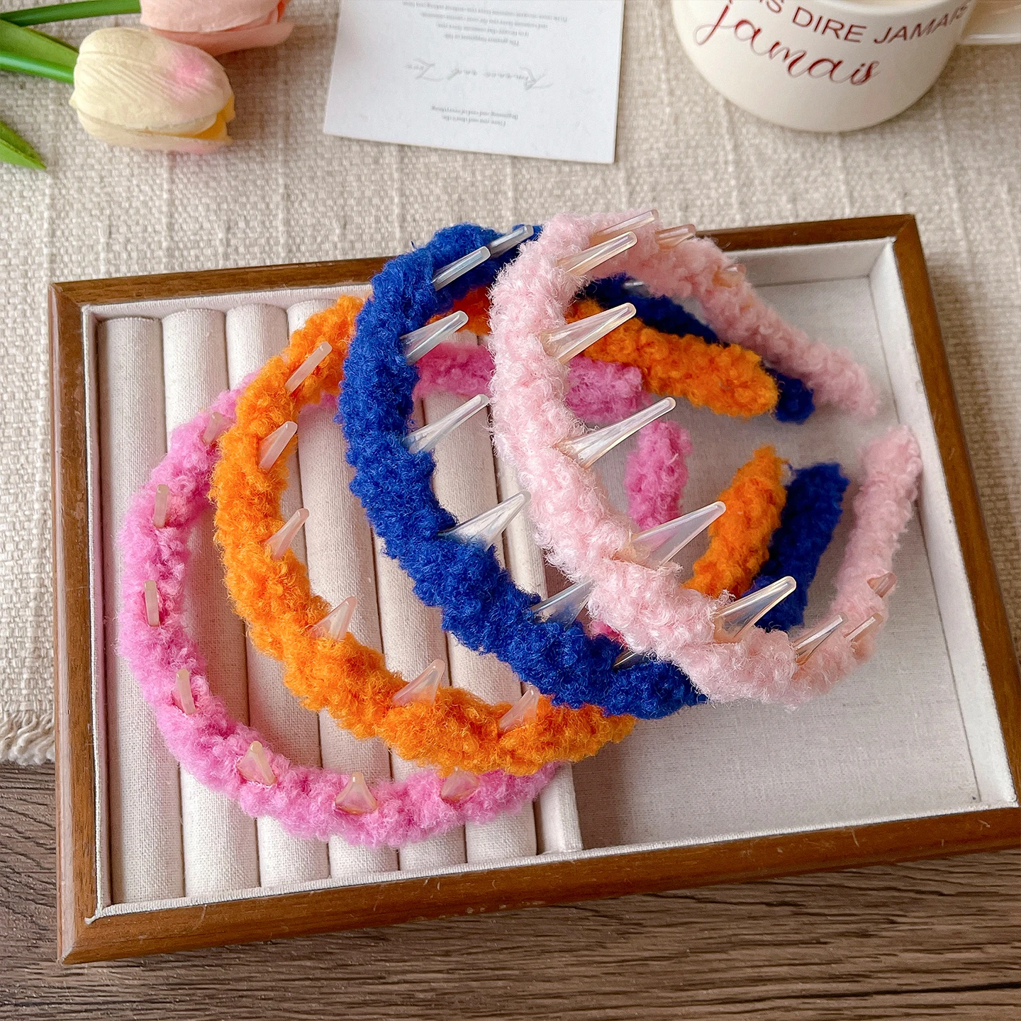Herbst-Winter-Weihnachts-Kinder-Haarband mit Zähnen, Santa-Stil, bunter Plüschgarn-Haarreif, Mädchen-Weihnachtsfeier-Haaraccessoire – Detail 7