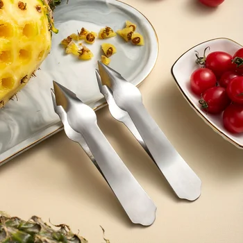 Stainless Steel Pineapple Corer 1