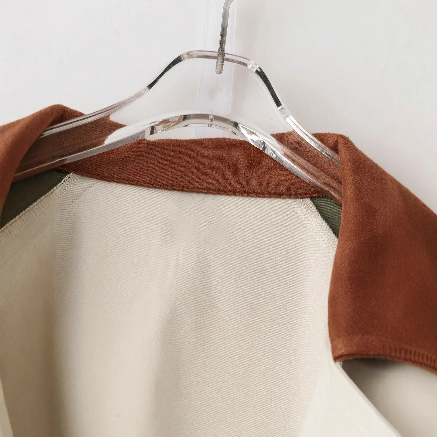 Women Trench Coat Notched Lapel Long Sleeve Double Breasted Trench Belted Waist Raincoat Olive Green Accent Waterproof Coat view 3