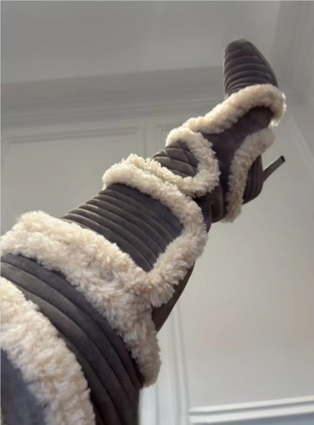 Fashion Warm Tan Suede & Shearling Thigh-High Boots Pointed Toe Stiletto Heel Cozy Glam-Chic Design Winter Style Cold-Weather