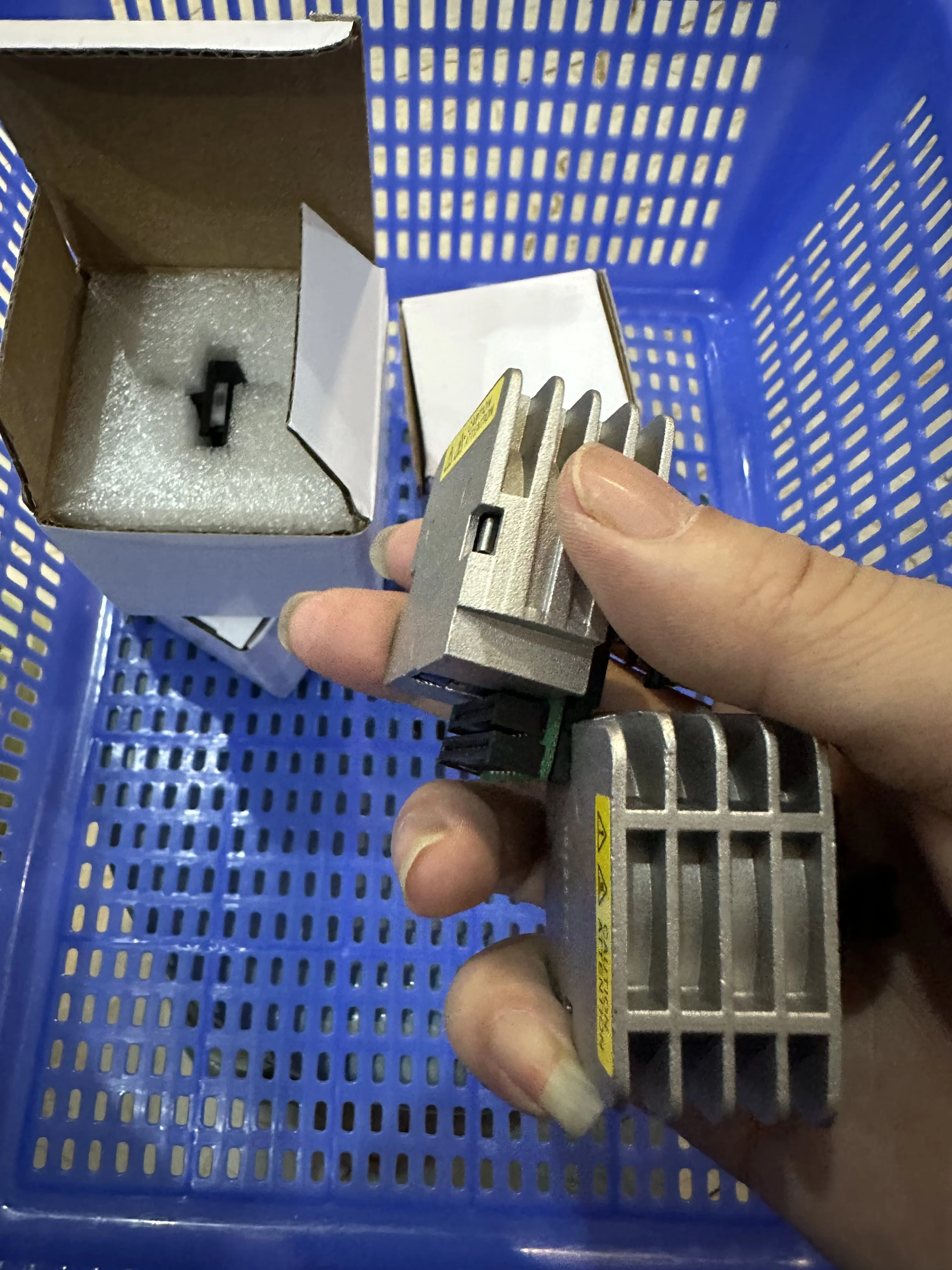 

1pcs new Print Head Printhead for Epson LQ310 LQ350 LQ520 Dot Matrix Printer Head Kit Parts