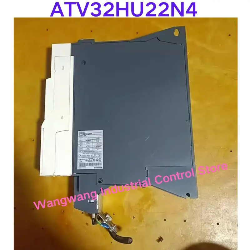 Second-hand test OK , Frequency converter ATV32HU22N4, 2.2KW/3HP,