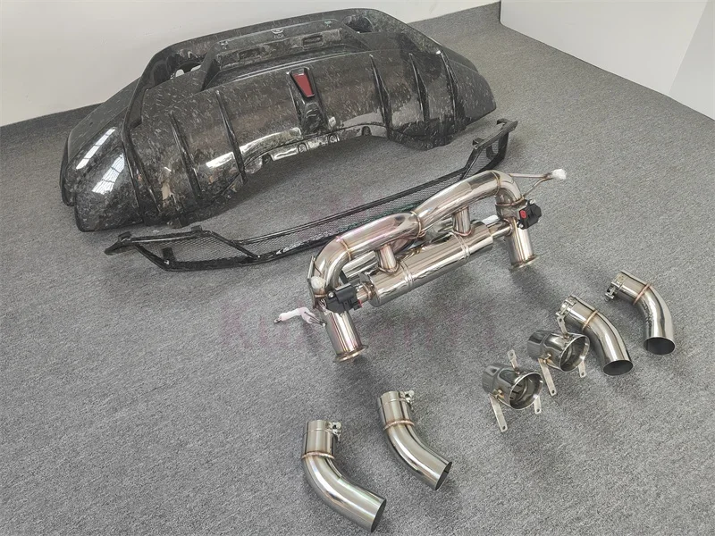 

LANOUT Factory direct carbon fiber forged pattern P-style rear bumper exhaust for Lamborghini LP580 LP610 body kit rear spoiler
