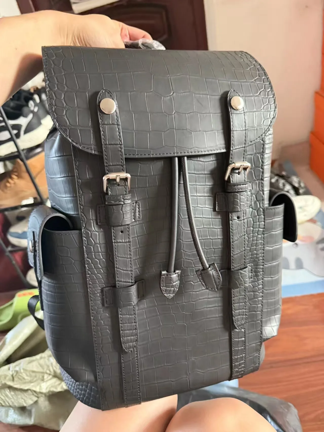 

2026 New Brand Matte Crocodile Pattern Cow Genuine Leather Men Backpacks Natural Leather Backpack Boy Luxury Computer Laptop Bag