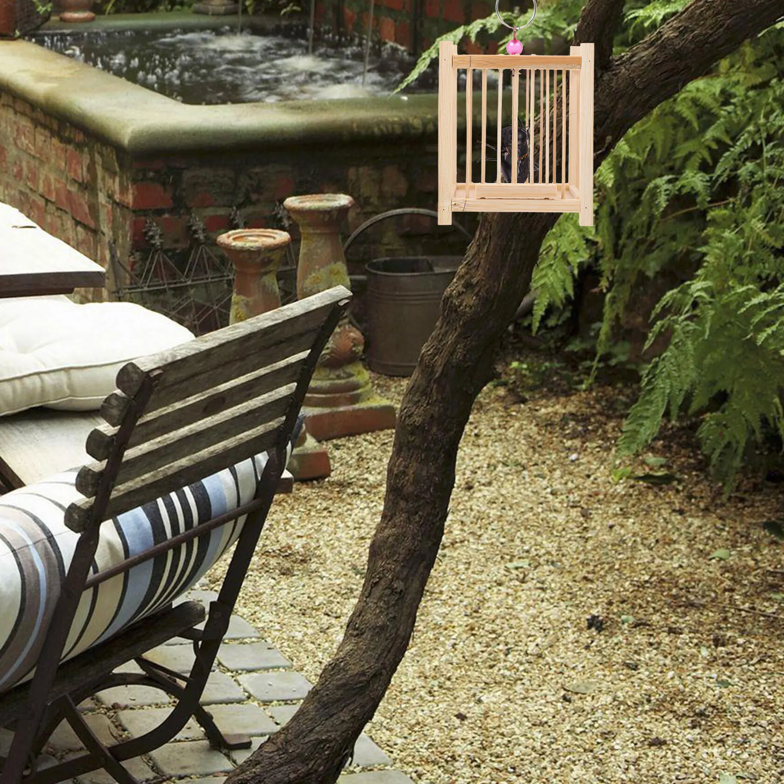 

Bamboo Cricket Cage Handmade Small Insects Carrier Portable Grasshoppers Living Box Outdoor Insect Exploration Cage