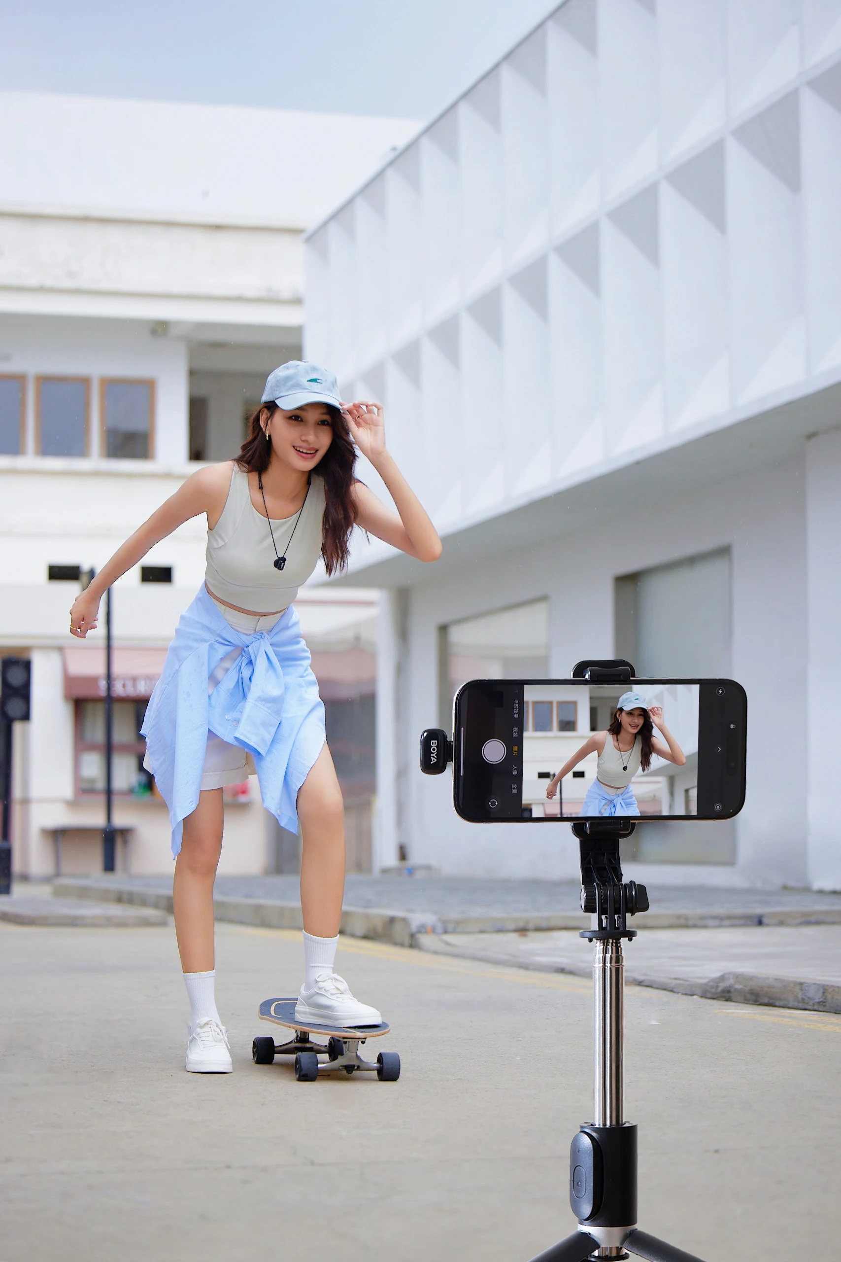 BOYA MINI Magnetic Butterfly Ornaments Accessory Bag, Magnetic Lanyard for Outdoor Recording Vlog