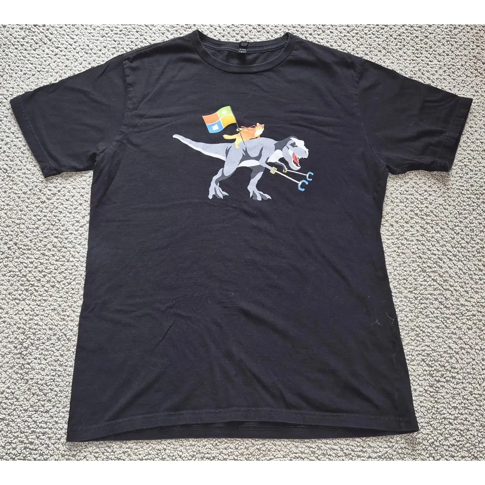 Windows Doja Cat riding T Rex with grabber arms Large shirt vintage Washed Unisex Slightly Soft Versatile Breathable graphic