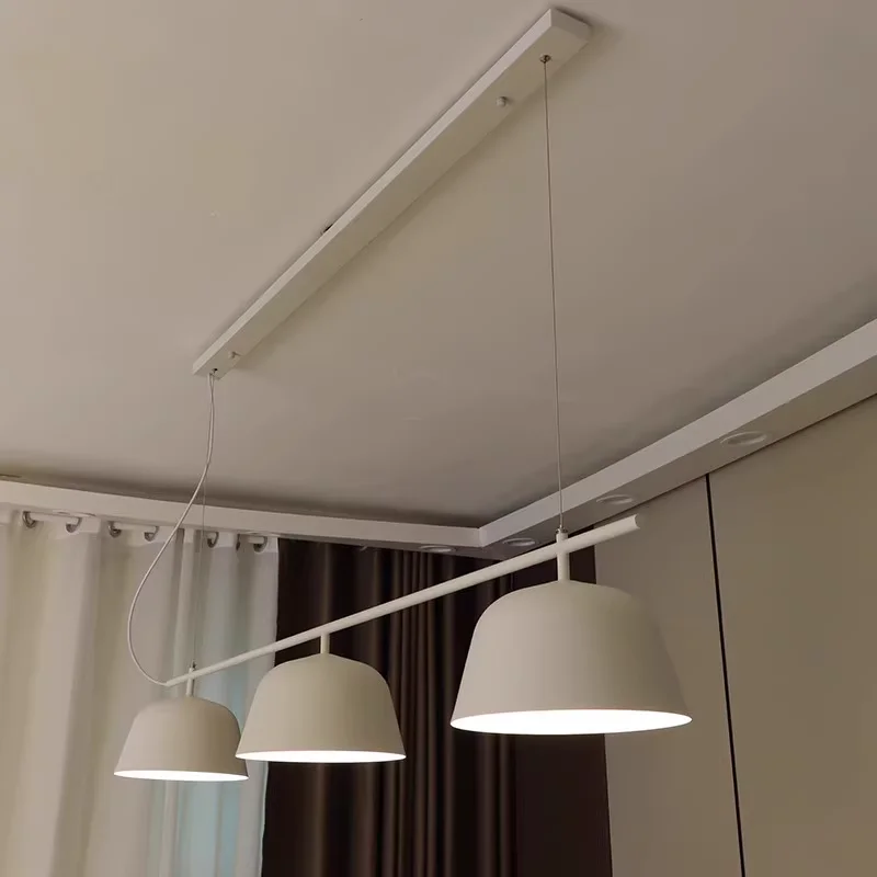 Nordic Minimalist Three Headed Chandelier Modern Designer's Creative Long Strip Pendant Lamp Bar Counter Restaurant Lighting