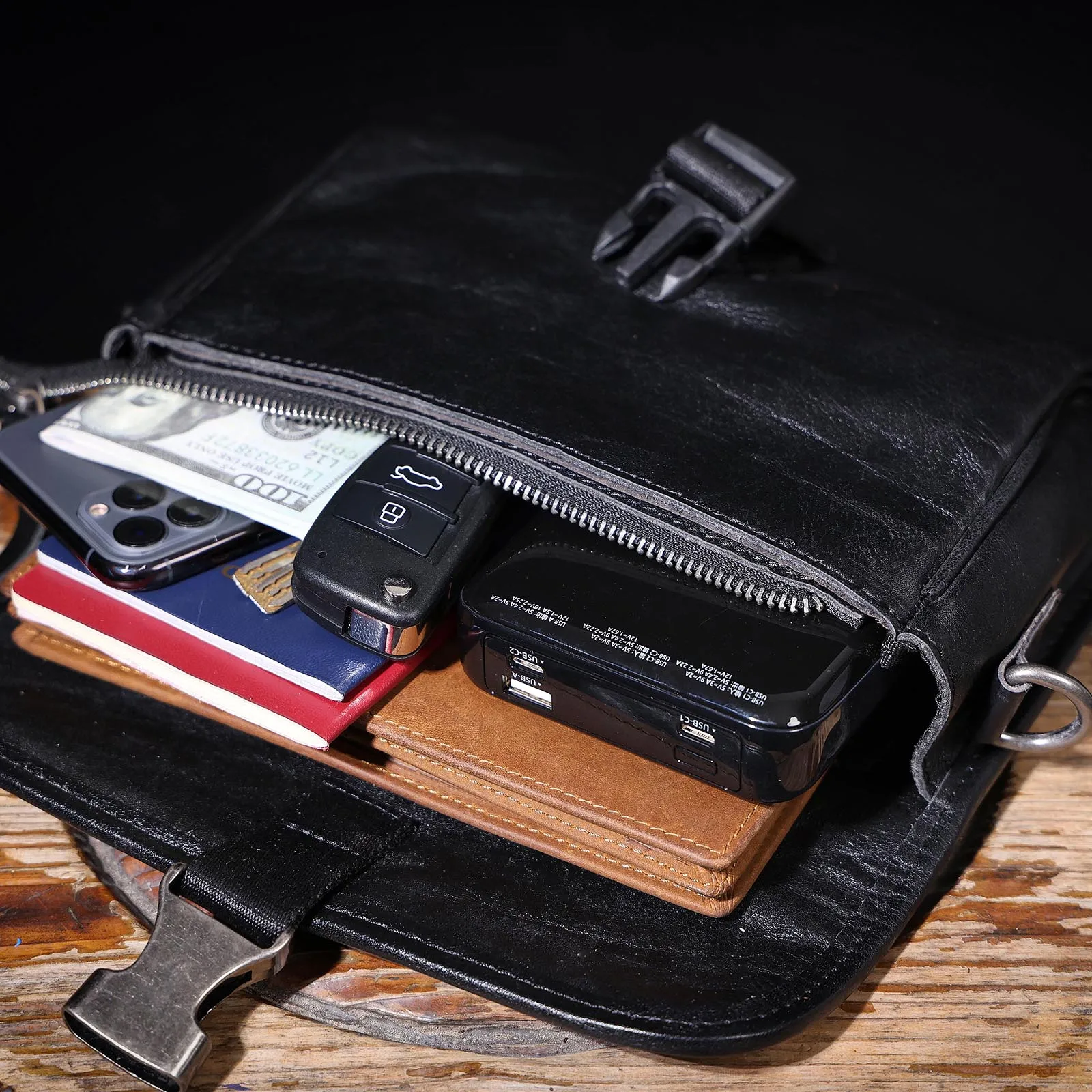 Echtes Leder Herren Casual Brusttasche Rindsleder Umhängetasche Modische Handytasche Pflanzlich Gegerbtes Gerafftes Leder – Detail 18