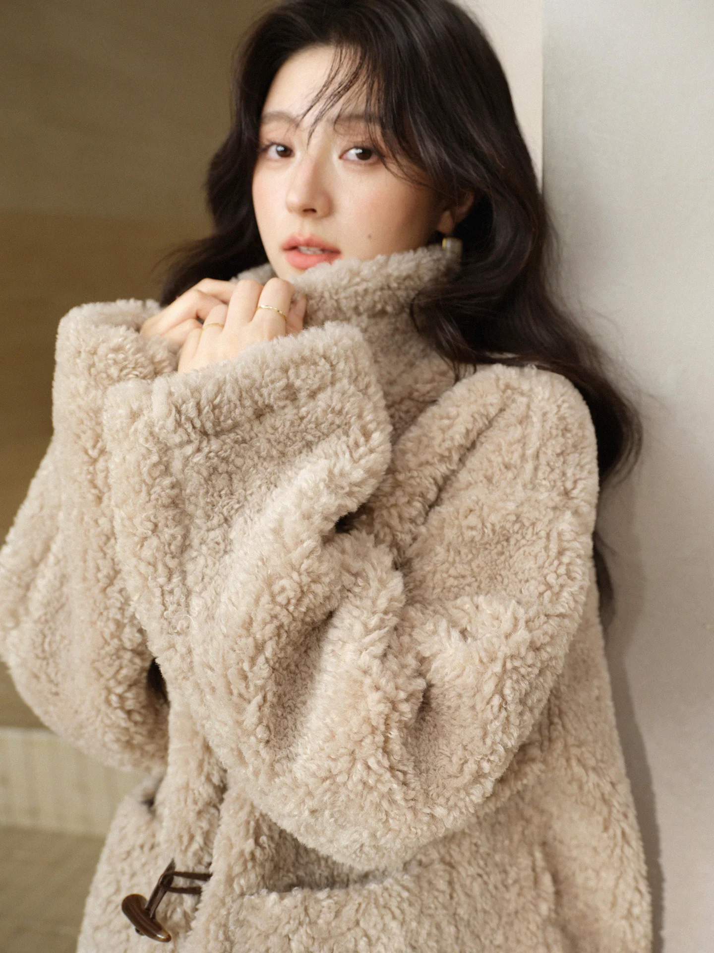 دافئ أفخم تبديل سترة المرأة سيدة الشتاء معطف قصير الوقوف طوق لينة رقيق ملابس خارجية خمر ملابس يومية غير رسمية نمط المظهر