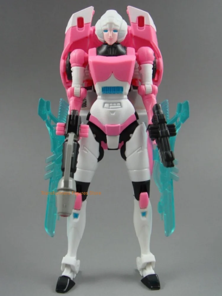 Hasbro Transformers ชุด G ครบรอบ30th ตุ๊กตาขยับแขนขาได้ Arcee โมเดลอะนิเมะเคลื่อนย้ายได้ของขวัญ