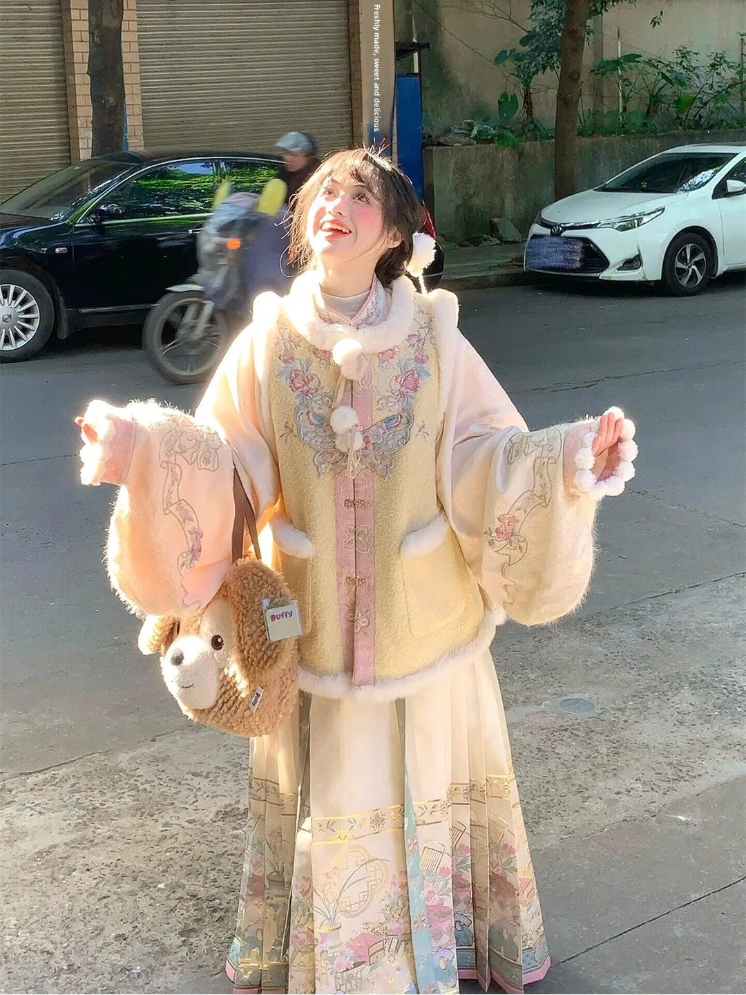 Autumn Winter Hanfu Set with Fur Collar Sleeve Button Front Coat And Ma Face Skirt Traditional Chinese Costume Women