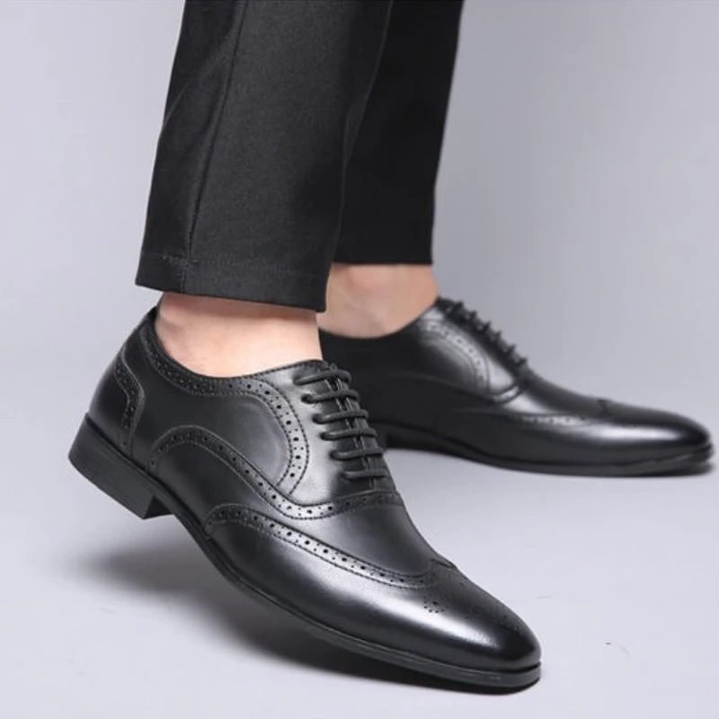 

Броги, рабочая обувь для пошив, мужская обувь на низком каблуке 39, одежда, роскошная дизайнерская новая легкая кожаная не повседневная мужская официальная обувь