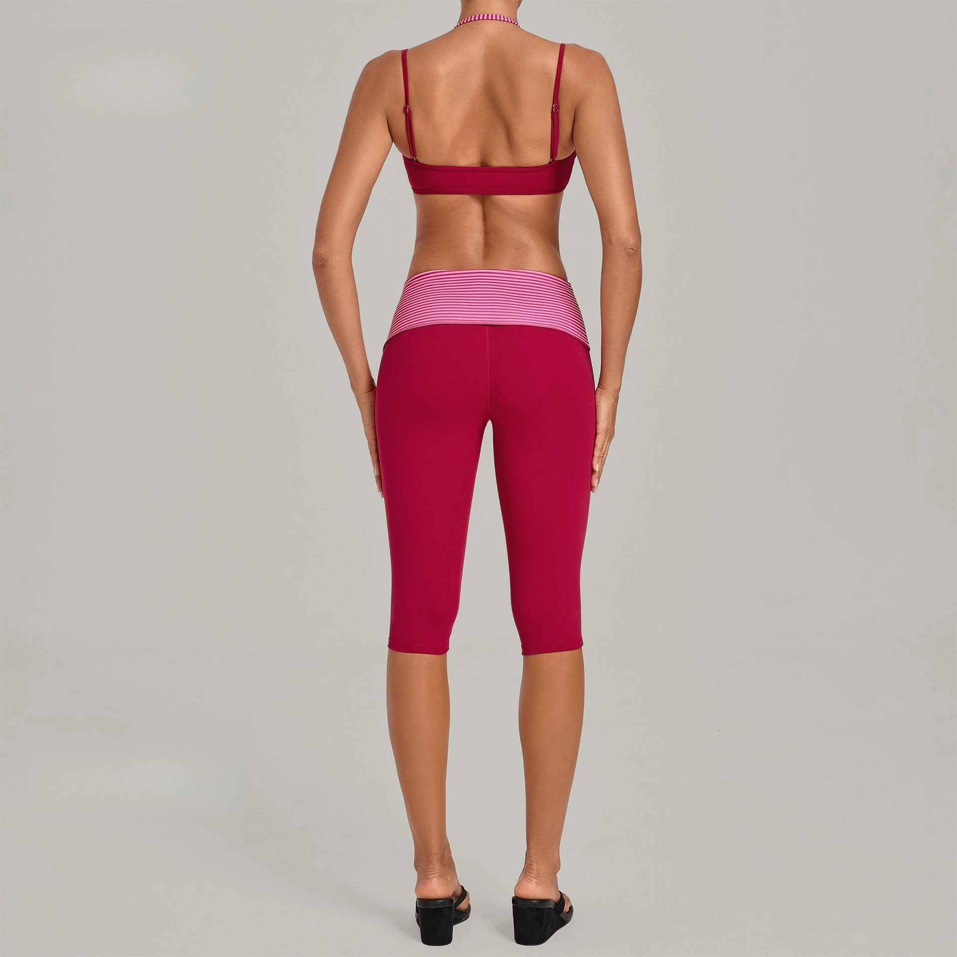 Vintage Print Yoga Sets Capri Pants+faux Two-piece Halter Tank Top with Bra Cups Running & Fitness Set Women Plus Size Available