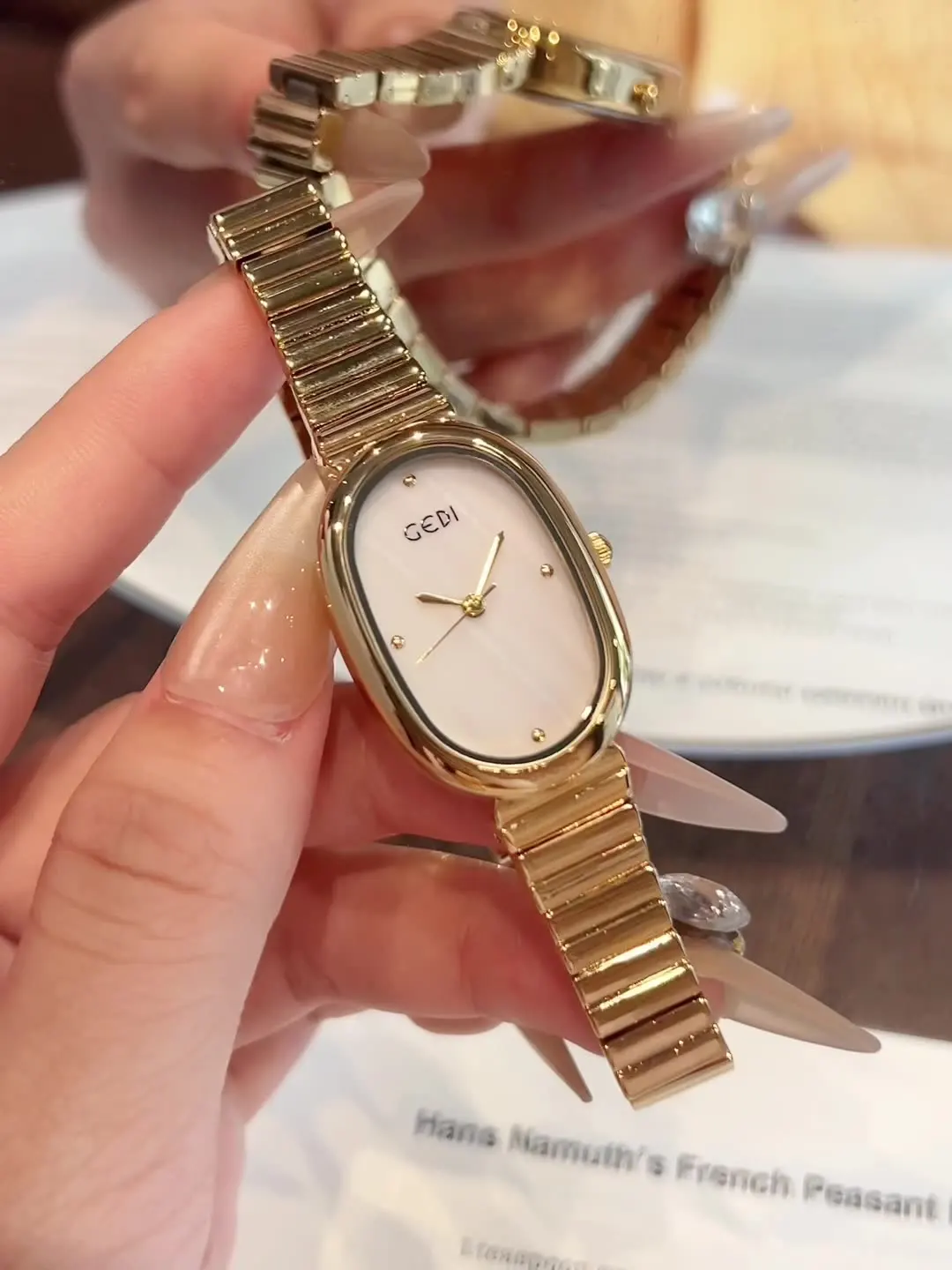 

Женские часы с овальной стальной полосой, водонепроницаемые, универсальные, модные, изысканные женские часы