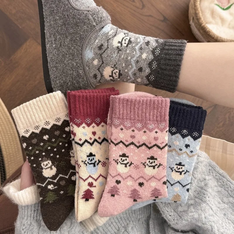 

5 Pairs Autumn Winter Retro Japanese Women's Cute Cartoon Snow Warm Short Socks Grip Thermal Socks Thick Wool Socks Wholesale