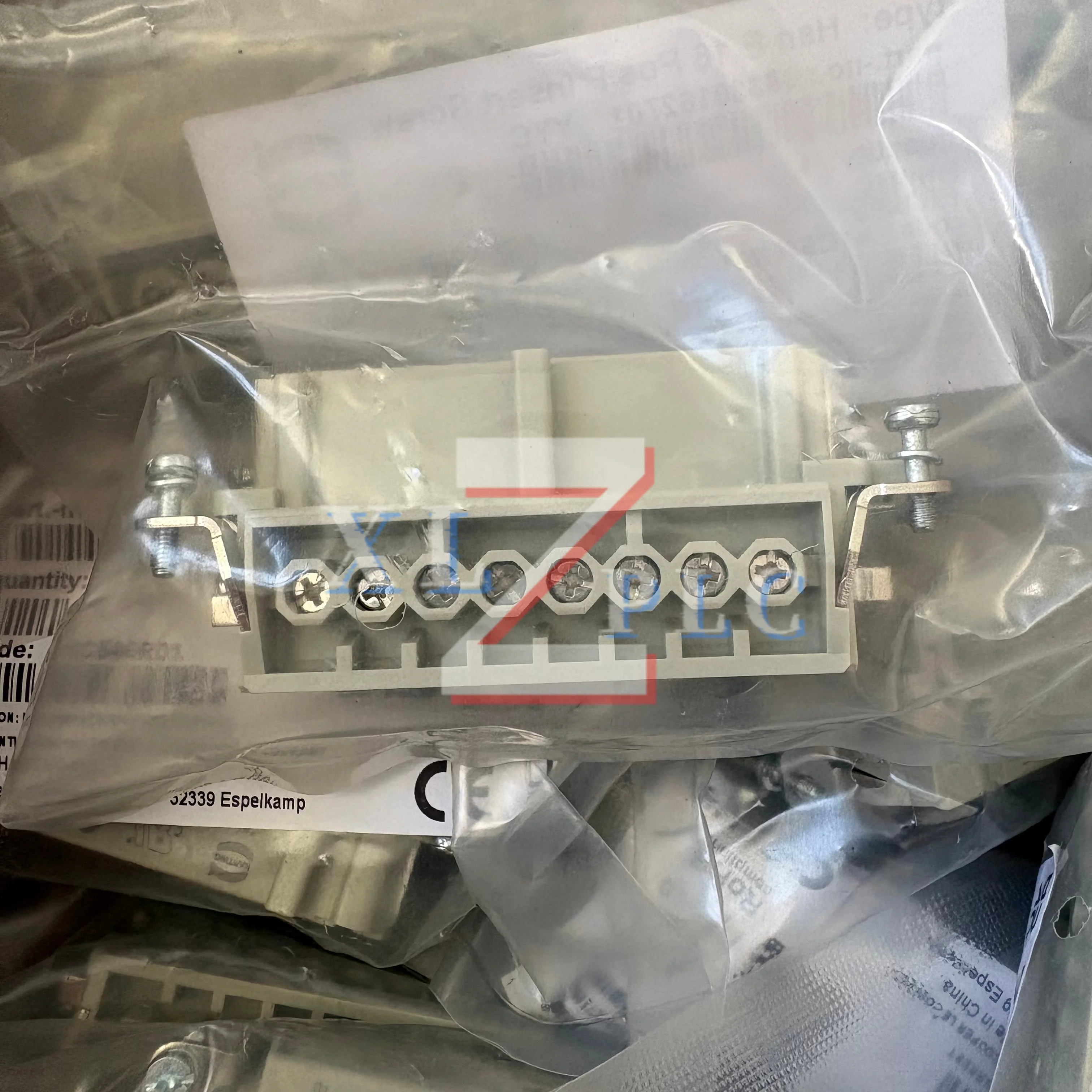 New Original 09330162701 Han-16E-F-s Connector Female Plug Core