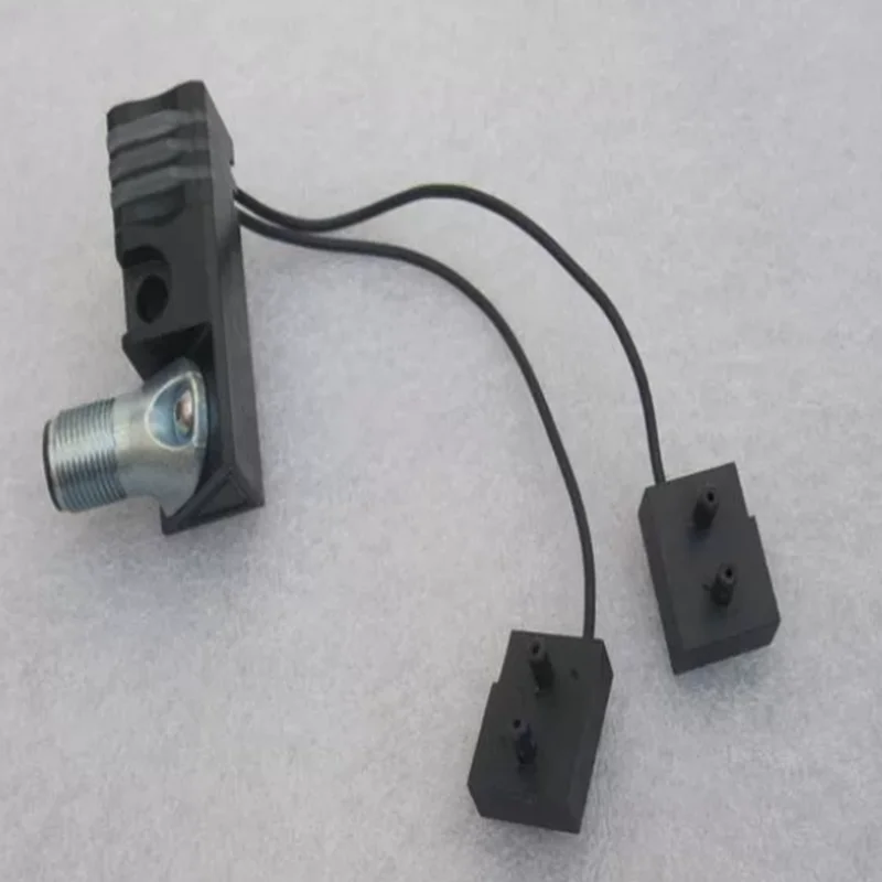 NI2-QV1C1-OP6L-Q12-1 Side inductive clamp sensor (inductive proximity switch)