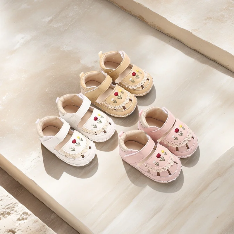 

New 0-18M Baby Cute Embroidered Summer Sandals Princess Casual Soft Rubber Sole Anti slip Single Shoes for Girls Walking Shoes