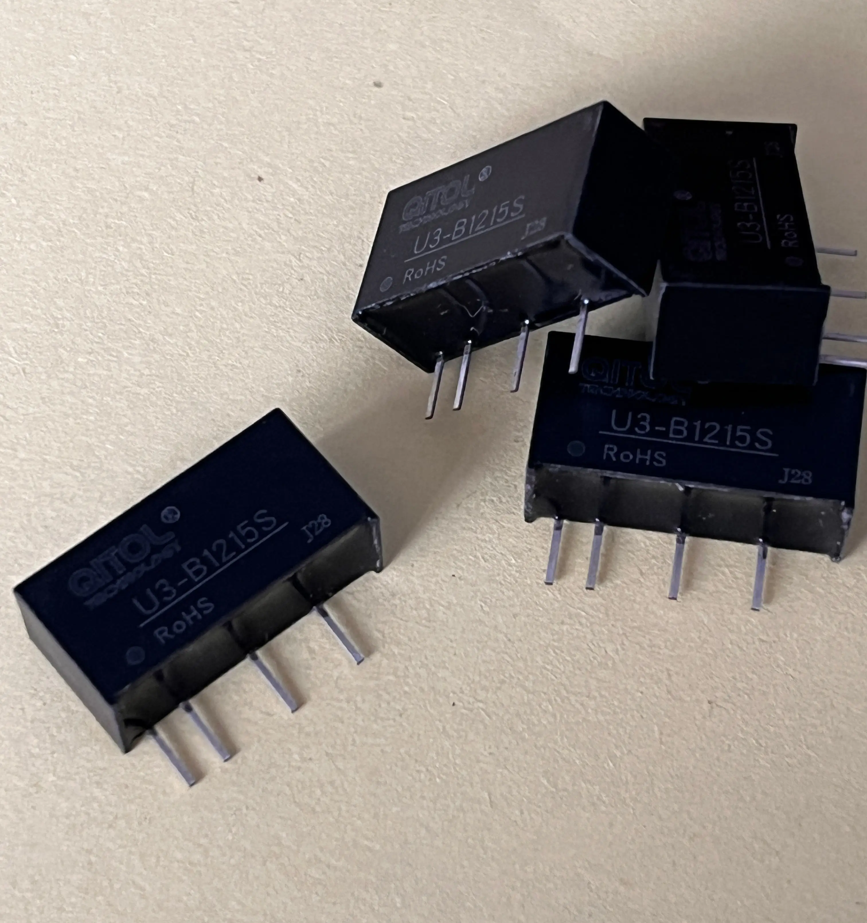 3W U3-B1215S B1215S-3WR3 DC-DC Power Converter Switching Step-Down 15VDC Miniature Disconnector Module for Electronic Components