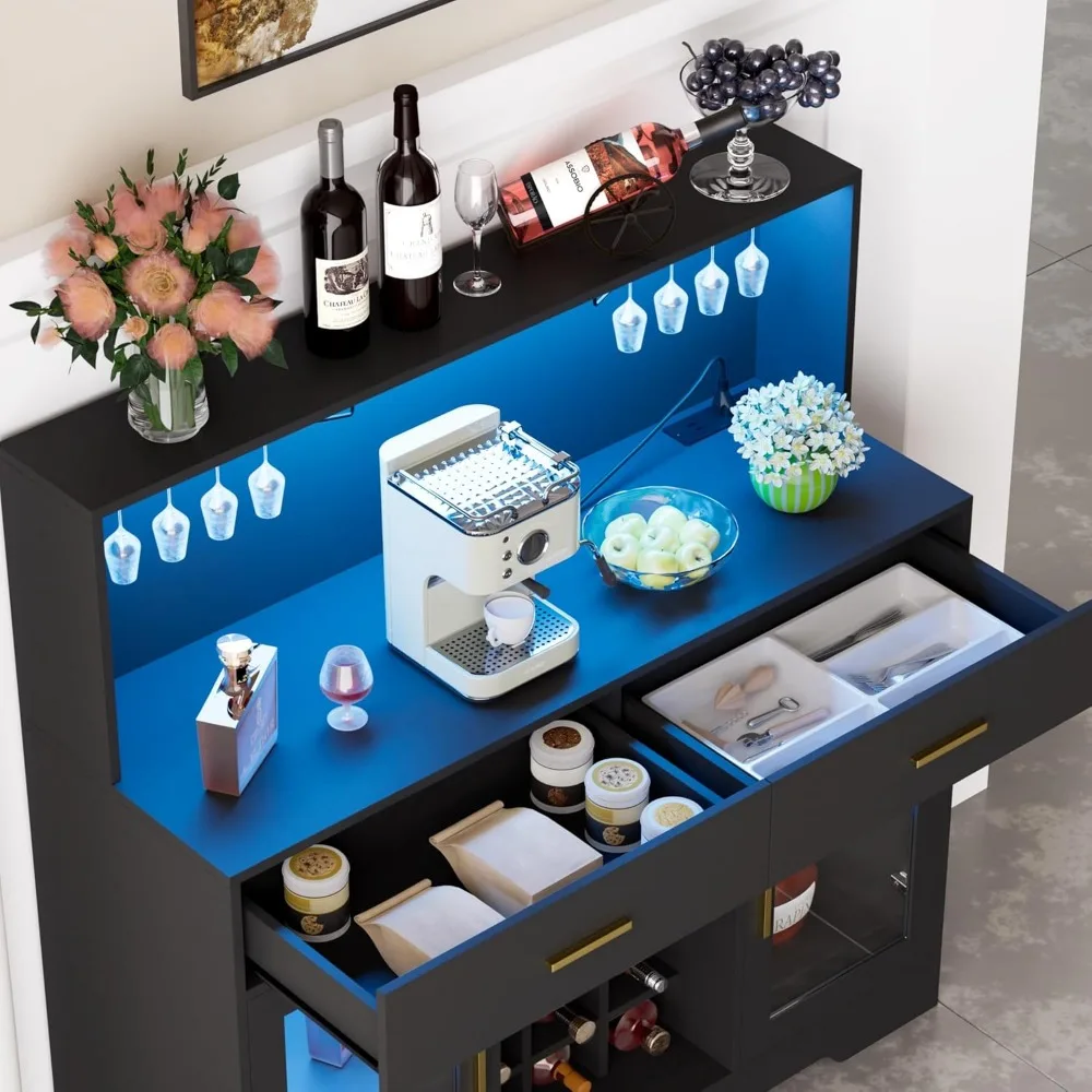 خزانة بار النبيذ مع ضوء LED، خزانة بار القهوة للمطبخ مع مخرج طاقة، خزائن المشروبات المنزلية مع حامل زجاجي ونبيذ R