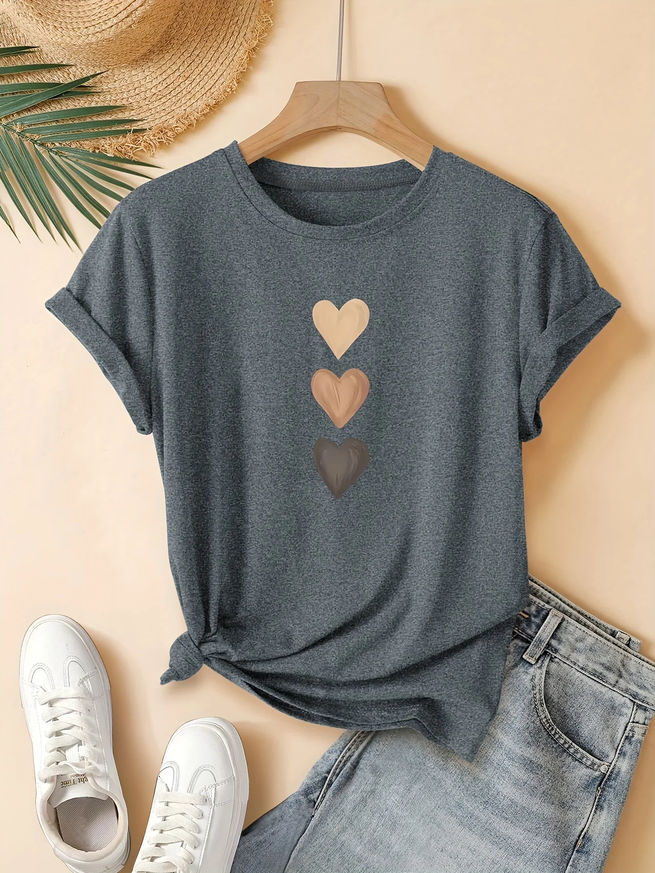 

2025 Summer New Arrival Women's Creative Love Print Short Sleeve T-shirt Flexible, Loose, Comfortable and Slim Design
