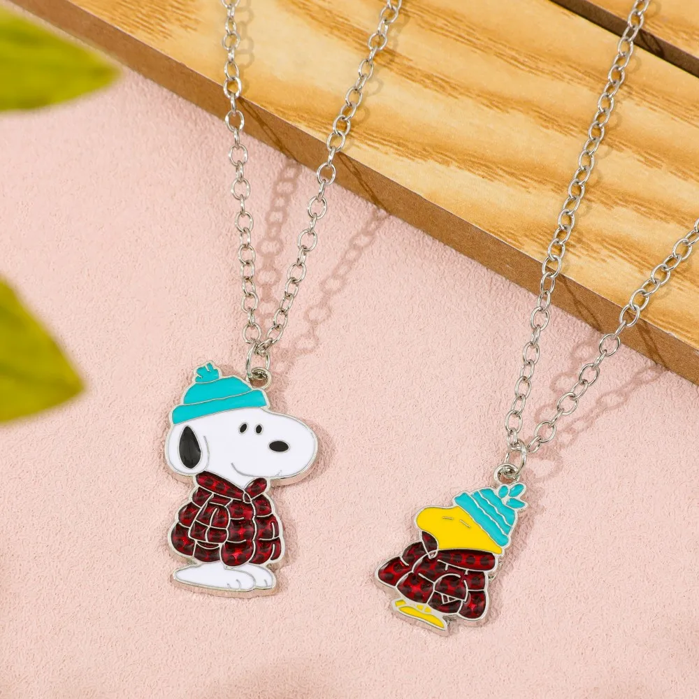 Snoopy Dogs Necklace Yellow White Pendant Creative Kawaii Sweater Chain Couple Necklace Accessories Fashion Gift