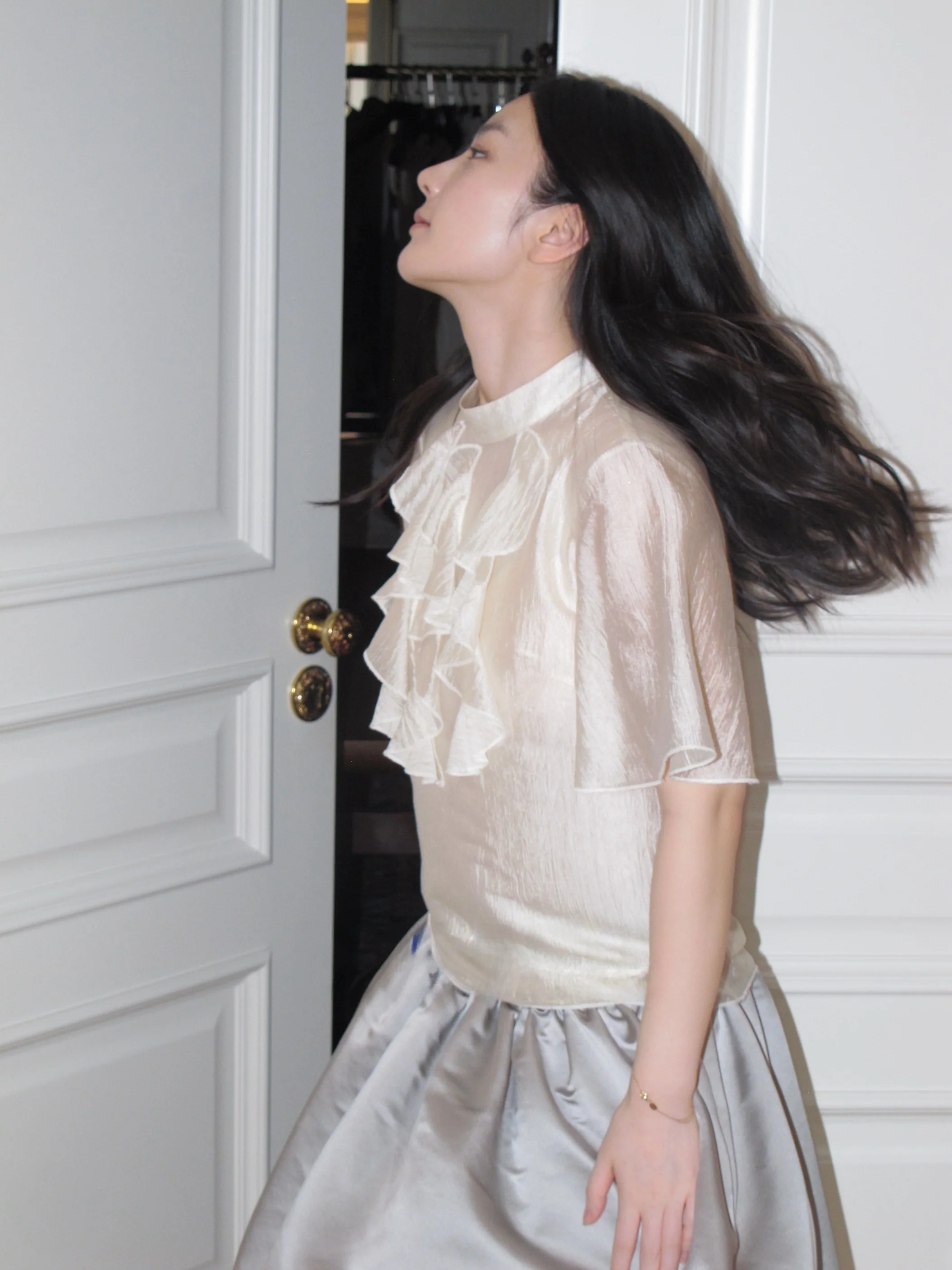 

Acetate Silk ort Sve Ivory Nocturne Top with Draped Sves And Wood ain Ruffle for Women Commute Sle Loose Fit