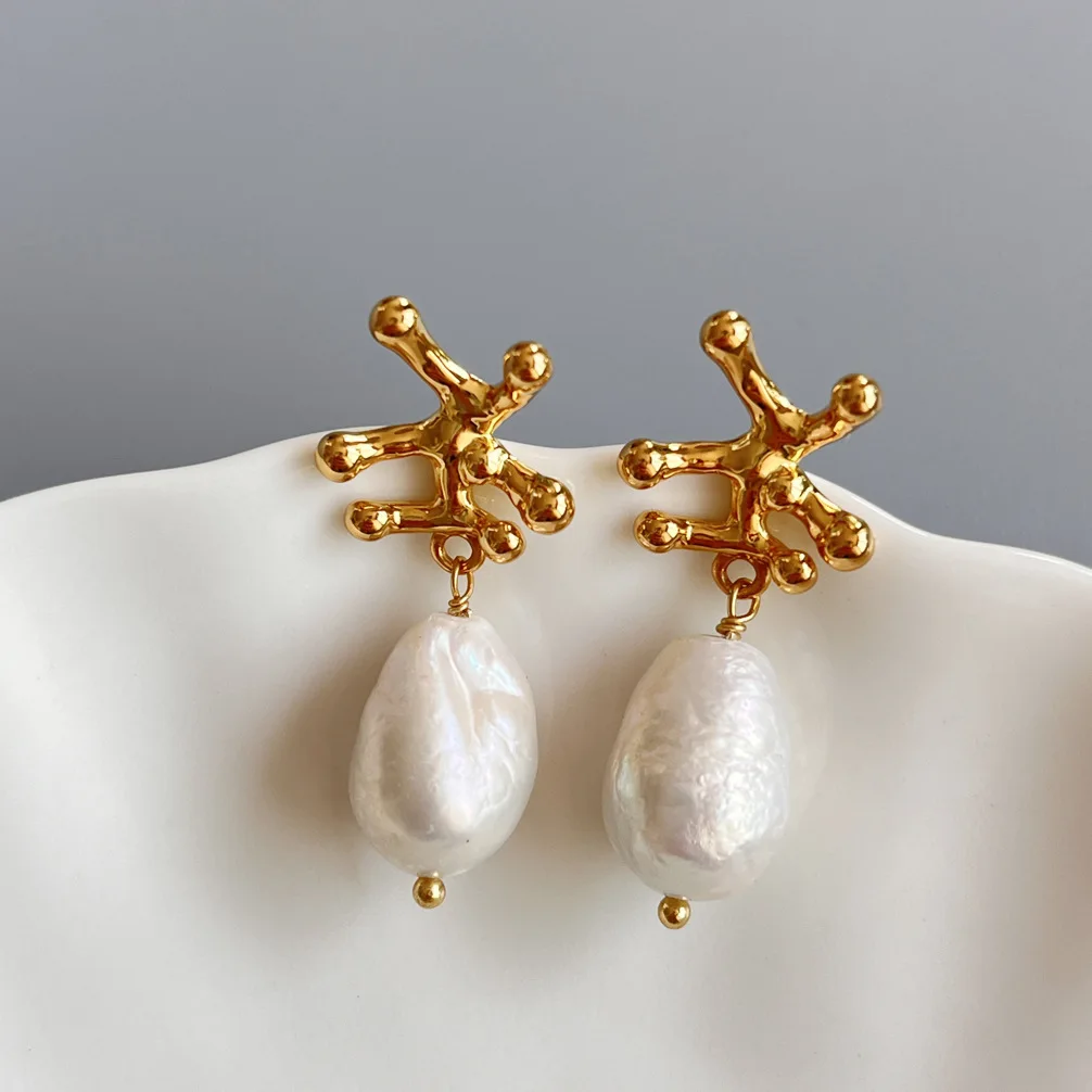 Withered Baroque Pearl Earrings Versatile Temperament 925 Silver Needle Jewelry Earrings Women's Earrings Ear Cuffs