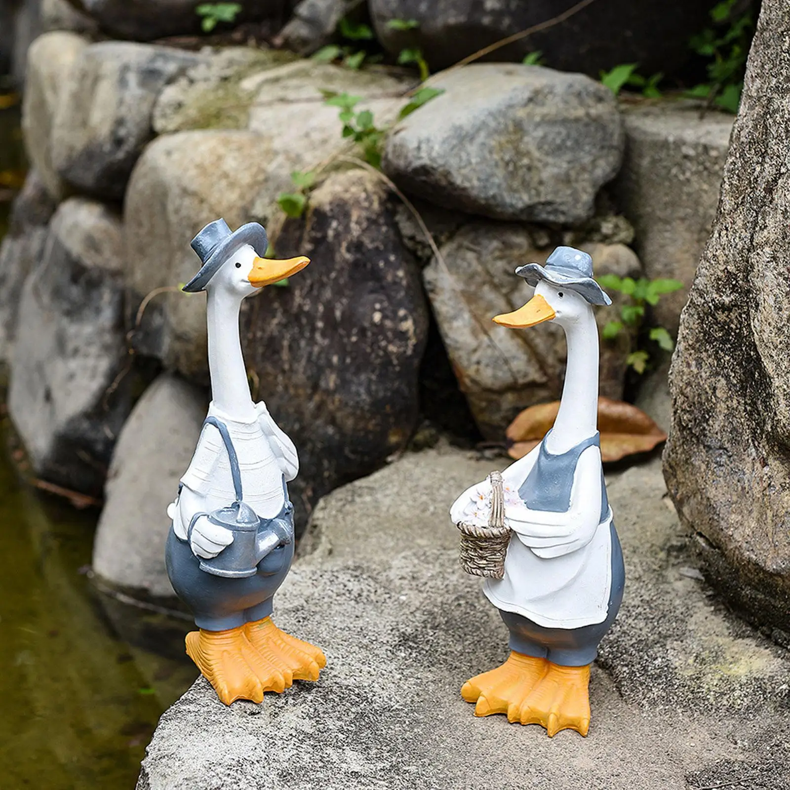 Animal Garden Statues Outdoor Resin Duck Sculpture Miniature Figure Yard Art for Lawn Patio Fairy Garden Decoration