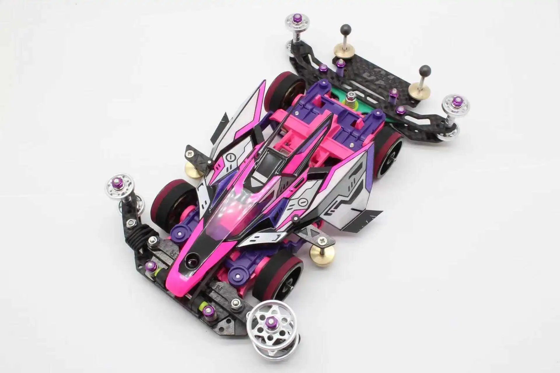 

Частная настройка - RC Mini 4WD Полный привод автомобиля Модифицированная вторичная обработка с ЧПУ Внутренняя амортизация MS
