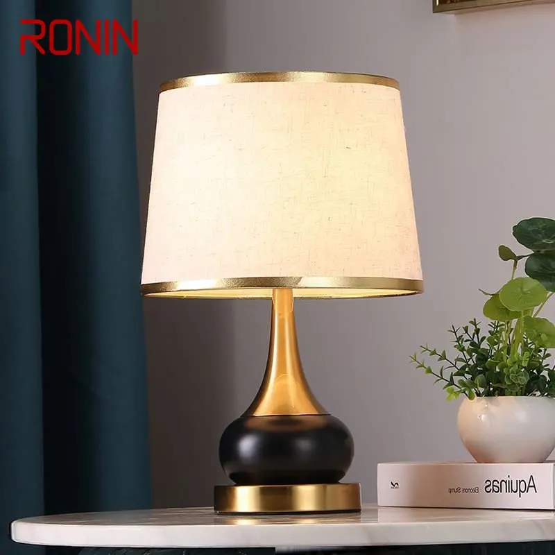 RONIN الشمال الجدول مصباح LED الإبداعية الحديثة السرير مكتب أضواء الفاخرة بسيطة ديكور للمنزل غرفة المعيشة دراسة غرفة نوم