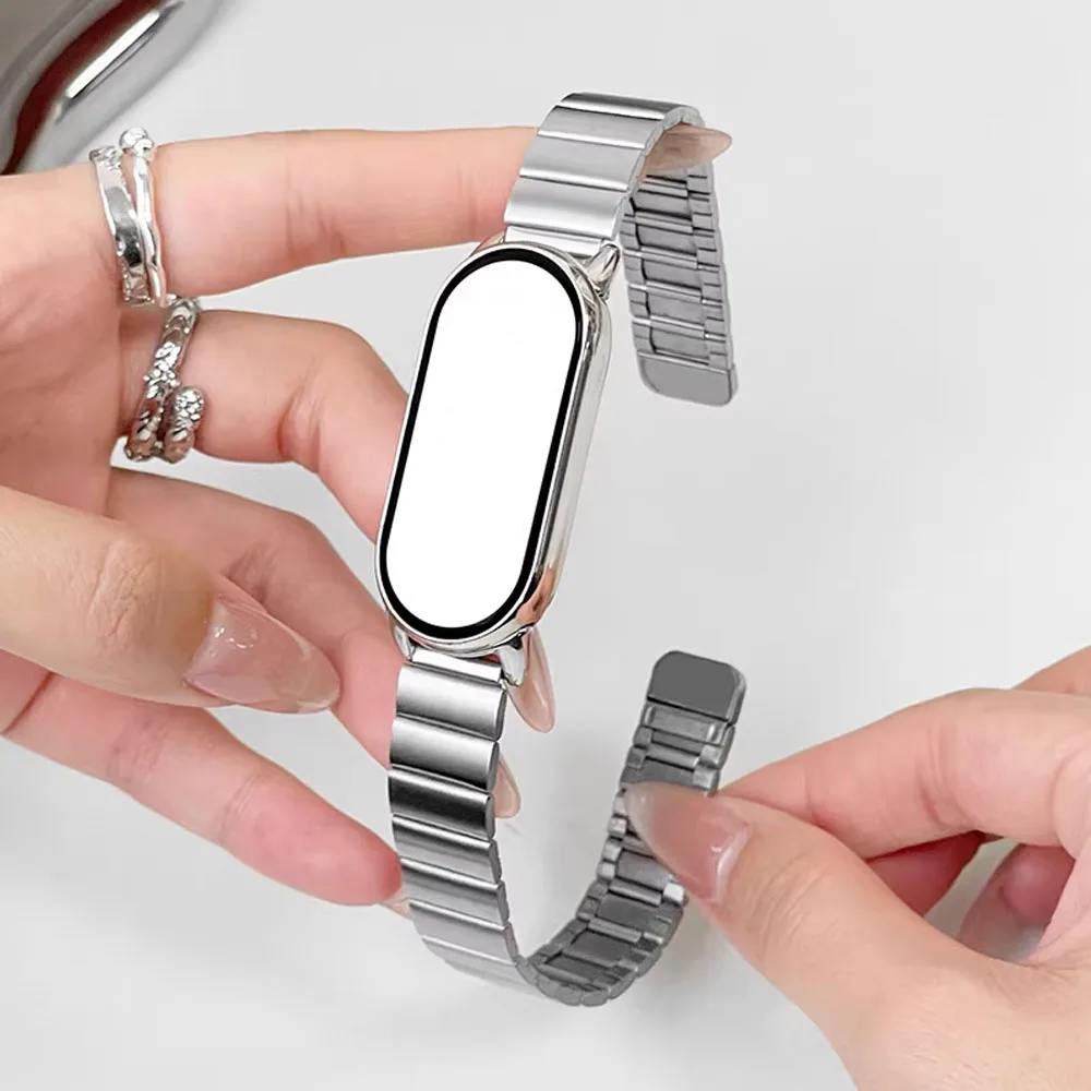 Silbernes Magnetisches Uhrenarmband für Xiaomi Smart Band 8/9/10 Armband Metall-Handgelenksband Mi Band 8 Ersatzarmband für Männer Frauen
