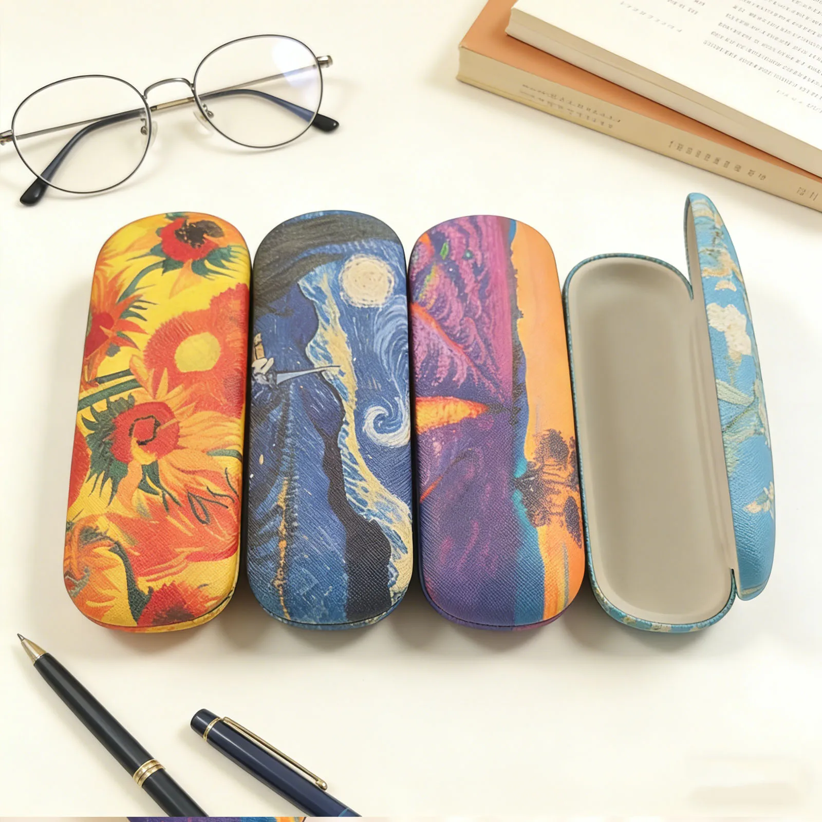 Nordic-style hard-sided glasses case, glasses cleaning cloth, portable and minimalist glasses storage case, sunglasses case