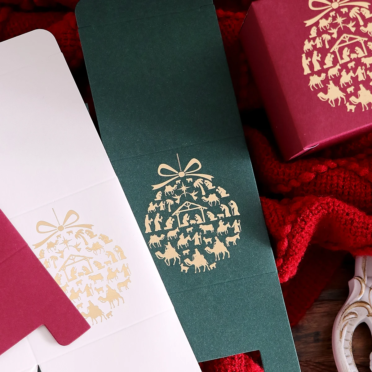 5 Stück/Packung Bunte Mini-Geschenkboxen, Dekorative Süßigkeitenboxen mit Goldfolienmustern, Party-Geschenktüten, Weihnachtsabend-Dekorationen – Detail 5