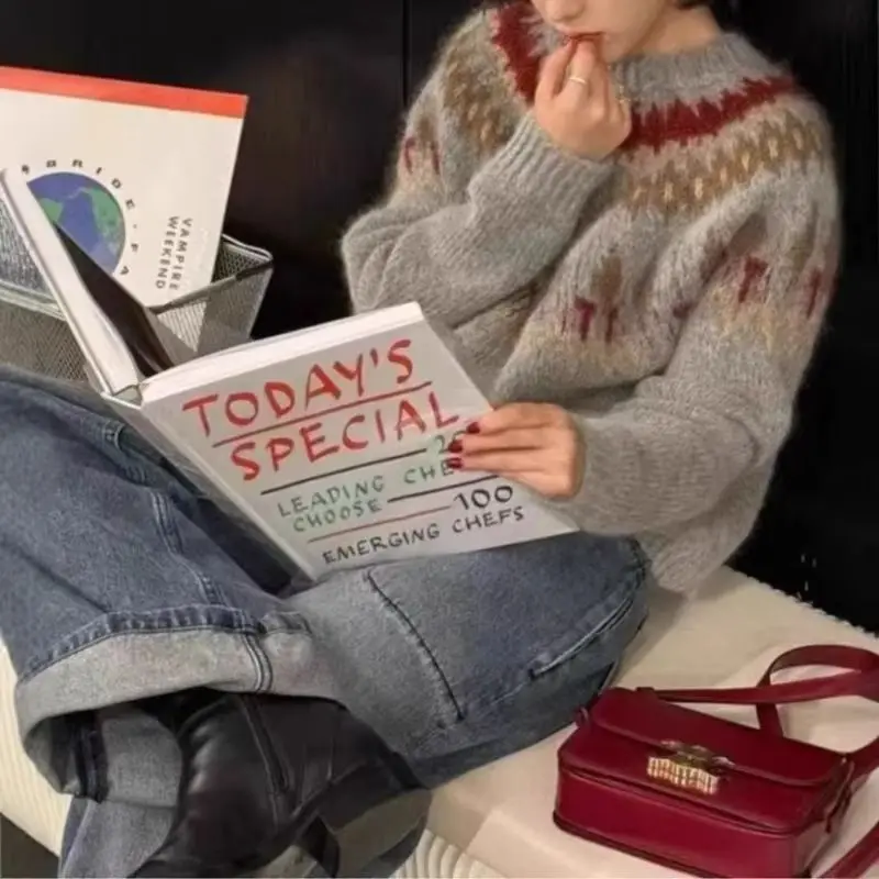 

Вязаный мохеровый жаккардовый свитер с круглым вырезом для женщин. Подходит для осенне-зимней рождественской одежды. Свободный и ленивый топ.