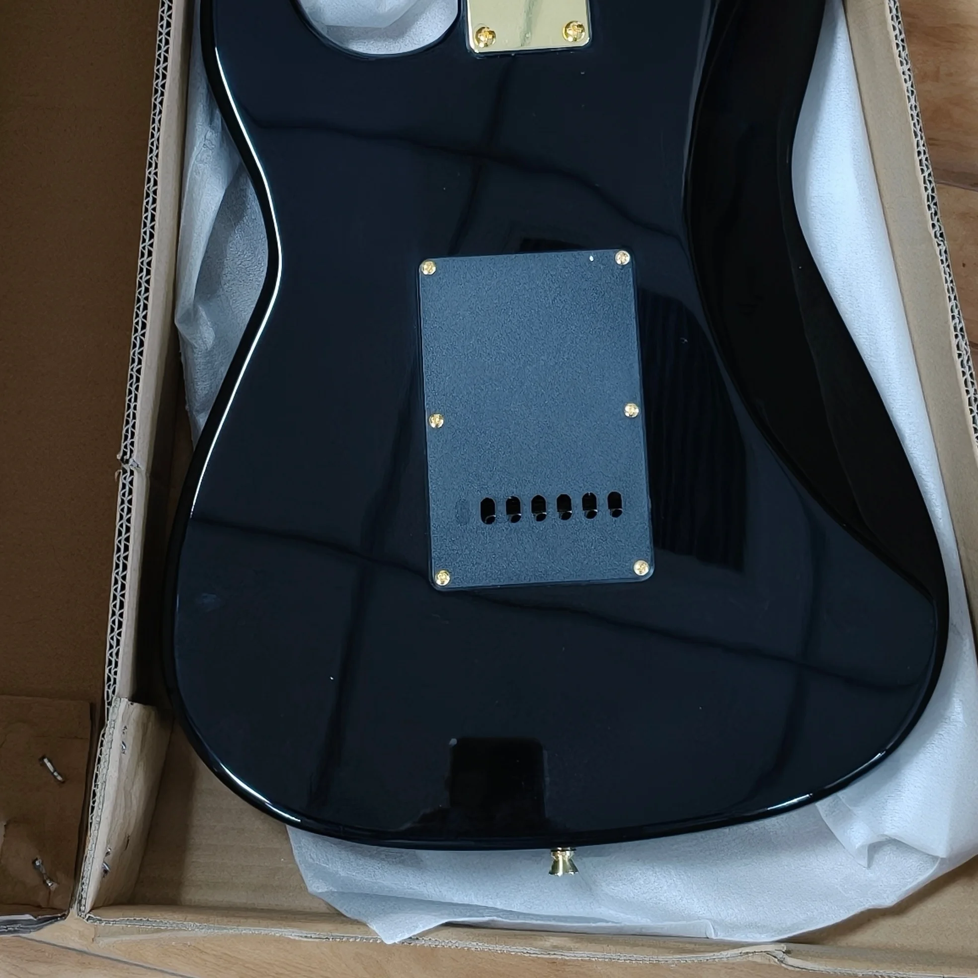 In Stock HSS Electric Guitar Gloss Black Solid Body Gold Hardware Black Pickguard Single‑Double‑Single Pickups