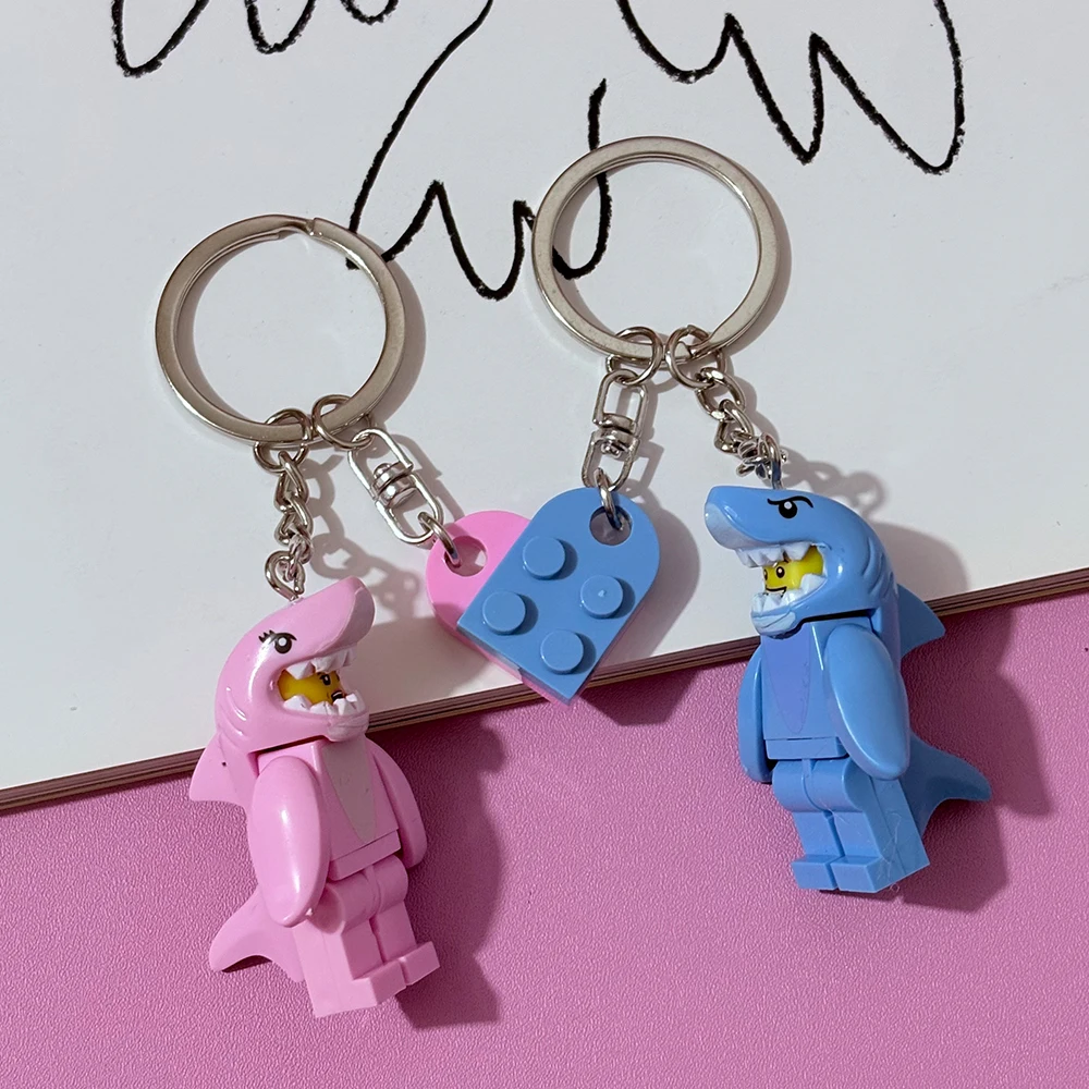 2pcs/set Cartoon Pink&Blue Shark Couple Keychain Heart-Shaped Building Block Splicing Keyring Backpack Pendant For Friends Gifts