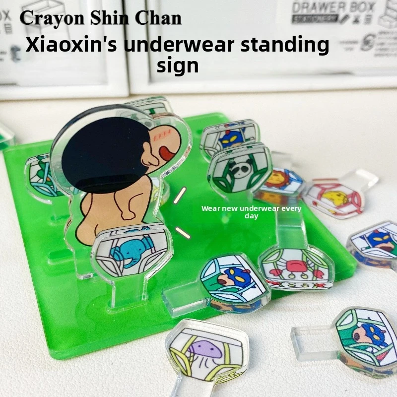 Crayon shin chan anime figuras dos desenhos animados criativo chang roupa interior suporte diy brinquedo bonito acrílico ornamentos de mesa menino menina presente do miúdo