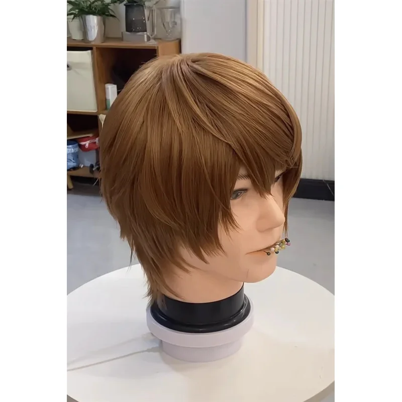อะนิเมะ Yagami Light คอสเพลย์วิกผม 30 ซม.สั้นวิกผมสีน้ําตาลเข้มสังเคราะห์ทนความร้อนผมฮาโลวีนหมวกวิกผมฟรี